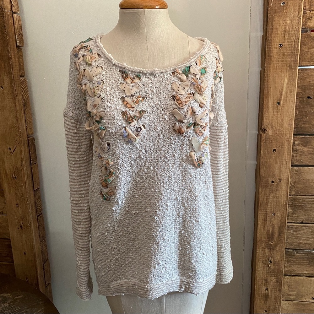 Anthropologie Akemi + Kin long sleeve top cream Ribbon Weaver Pullover shirt S